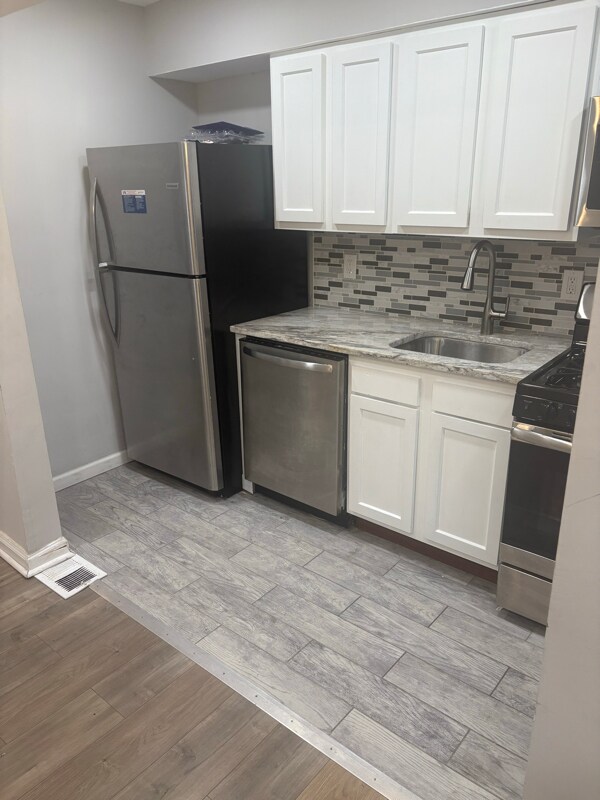 Building Photo - 3611 W Lexington St