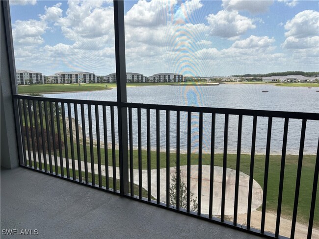 Building Photo - 5555 Double Eagle Cir