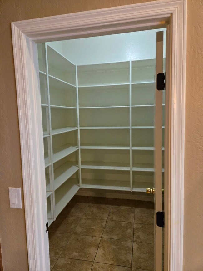 Building Photo - 16758 W Apache St