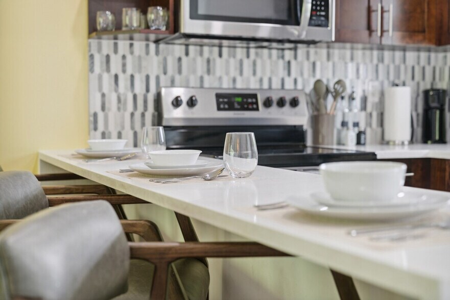 Building Photo - 400 N Ocean Blvd