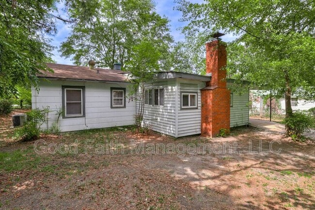 Building Photo - 1813 Alder Dr