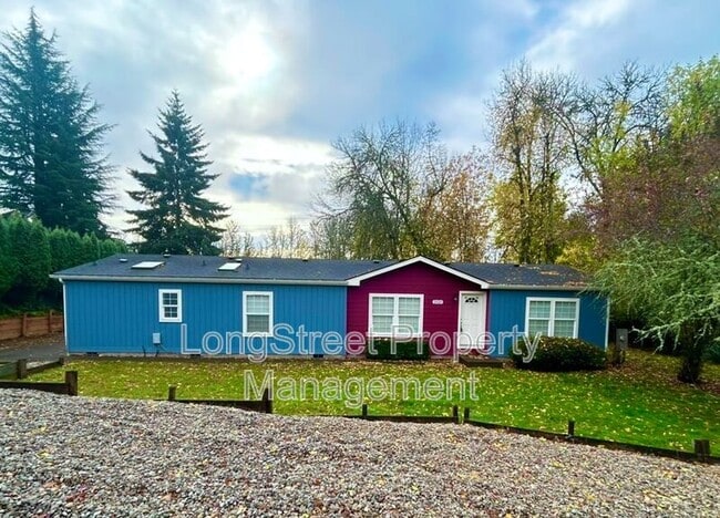 Primary Photo - 2520 NW Robinhood St