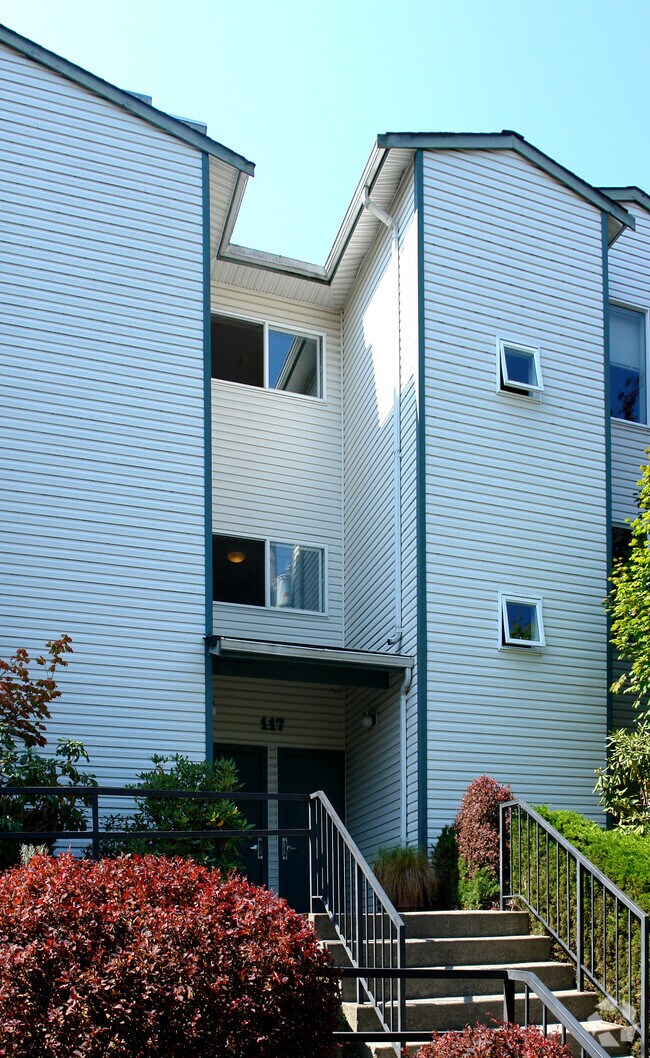 Building Photo - Bismark Apartments