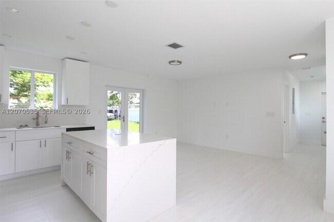Building Photo - 16035 SW 299th Terrace