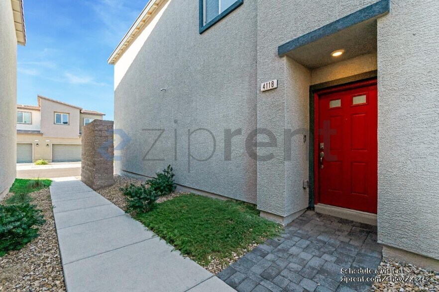 Building Photo - 4118 Lunar Cyn Ave