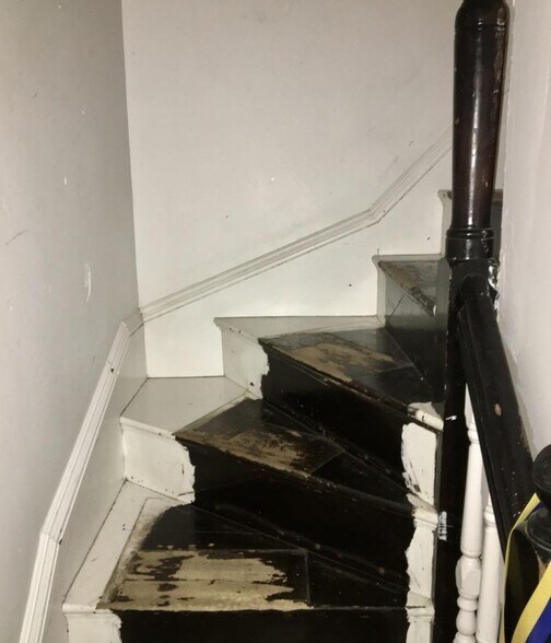 Building Photo - 7 Quincy St