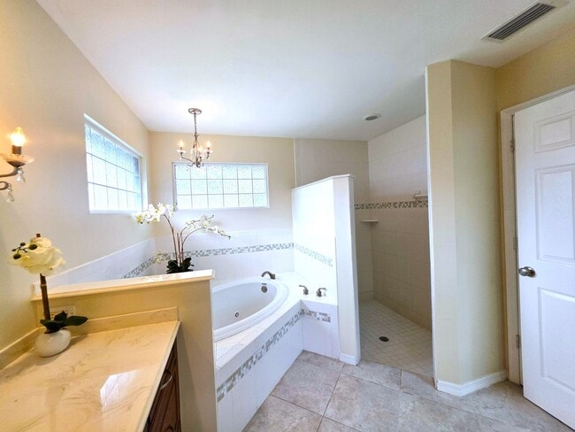 Building Photo - Vero Beach Rentals. Vero Beach Rent, LLC and Property Management Company