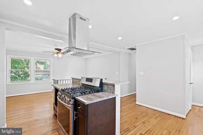 Building Photo - 1606 Opus Ave