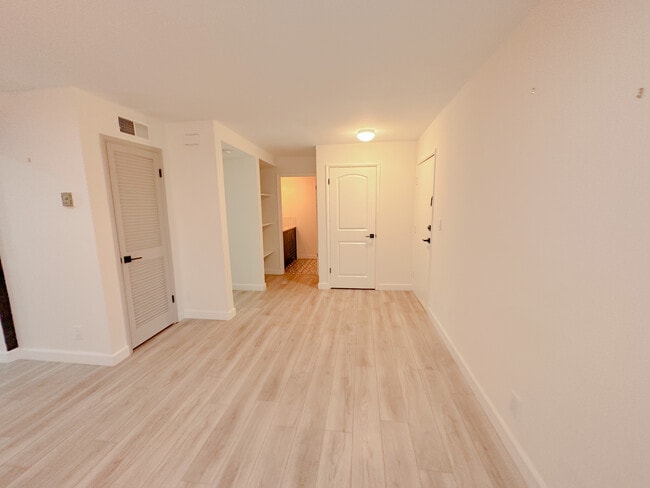 Floorplan - 4251 Duquesne Ave