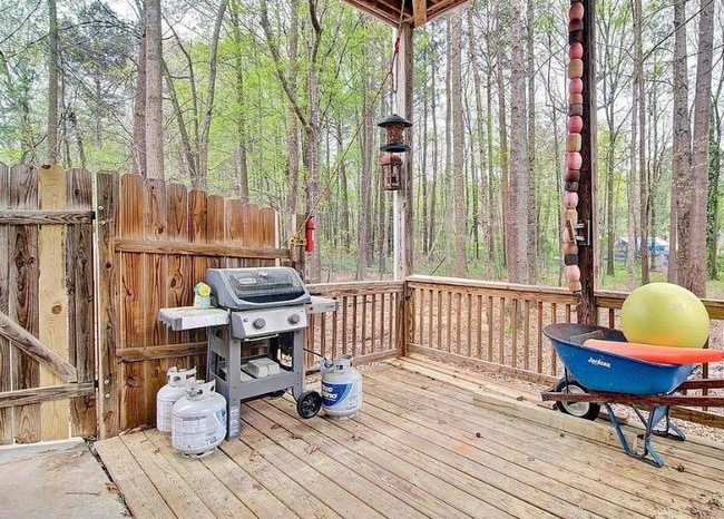 Building Photo - 111 Barrett Springs Dr