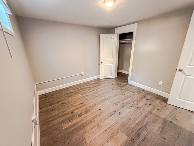 Building Photo - 1813 Cheyenne Pl
