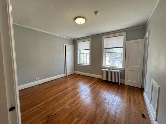 Building Photo - 301 N New St