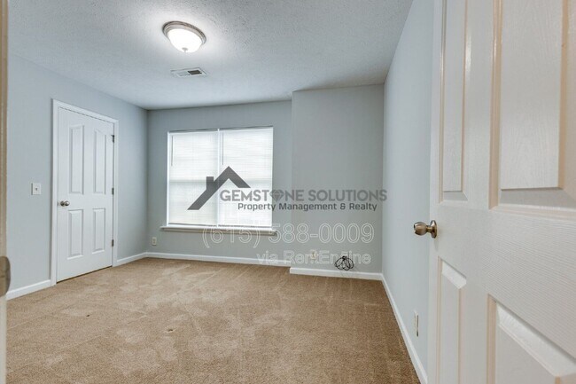 Building Photo - 1033 Cheryl Ln