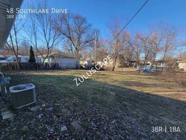 Building Photo - 48 Southlane Dr