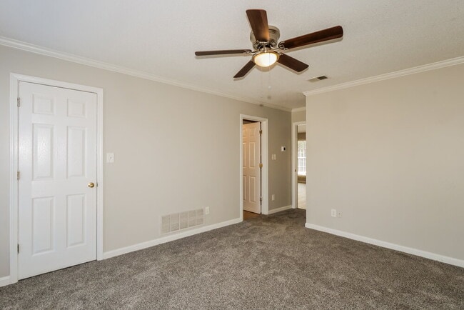 Building Photo - 11625 Belle Manor Dr