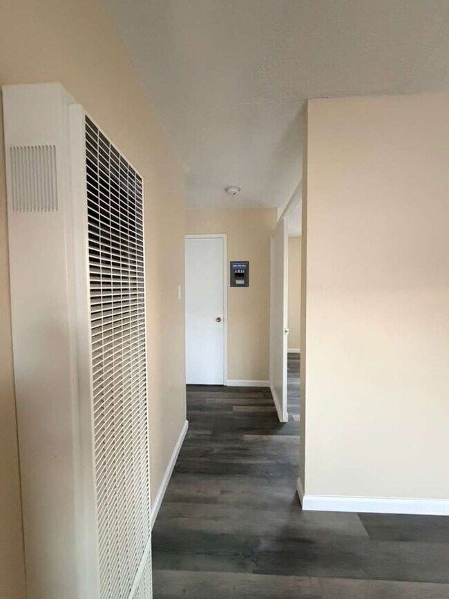 Building Photo - Introducing A Newly Renovated Apartment!