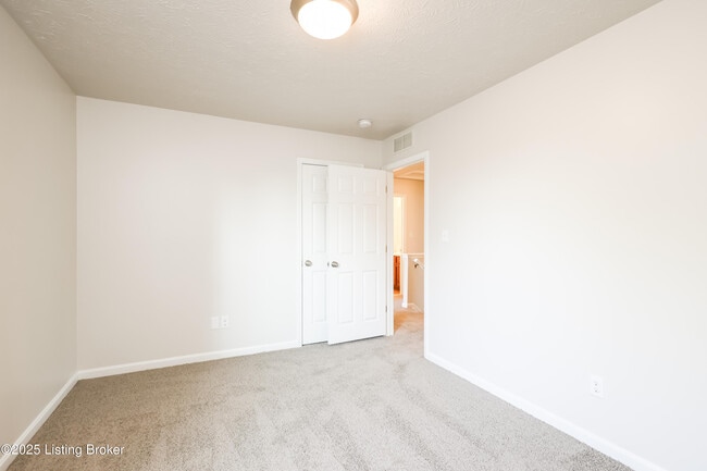 Building Photo - 8712 Chetwood Trace Dr