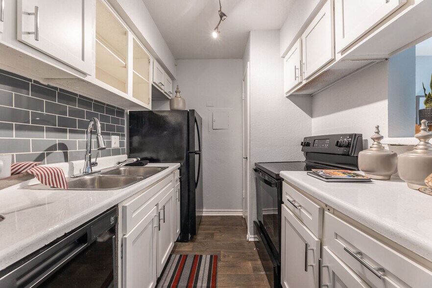 The Gentry 8550 Easton Commons Houston TX 77095 Apartment Finder