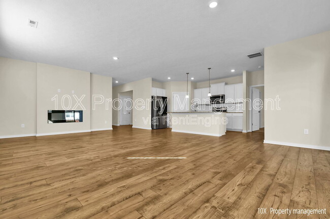 Building Photo - 5851 Ryman Dr
