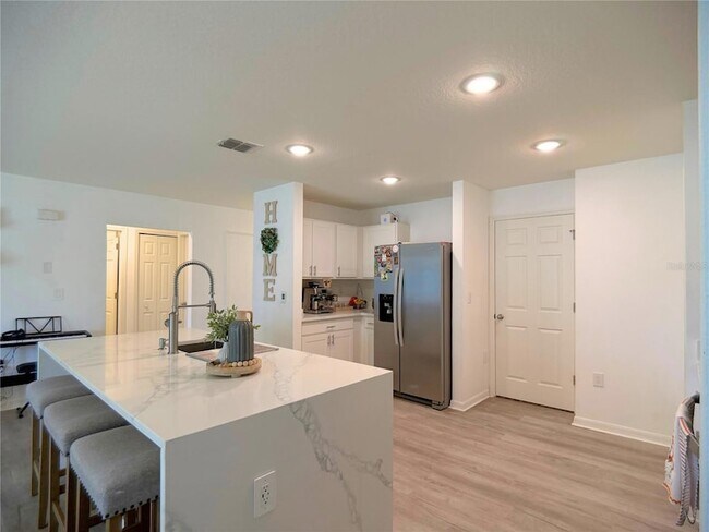 Building Photo - 4394 SW 170th Street Rd