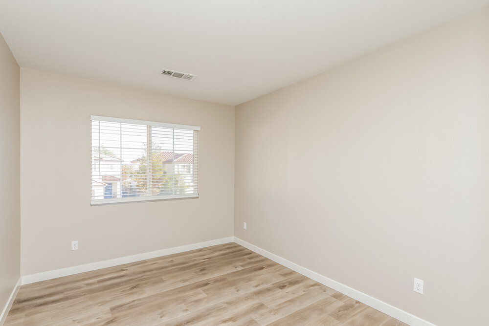 Building Photo - 951 Ostrich Fern Ct