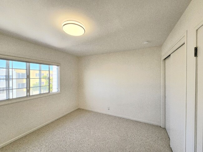 Building Photo - Lovely home in Daly City