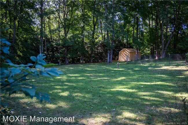 Building Photo - 3 br, 2 bath House - 3 Overlook Dr
