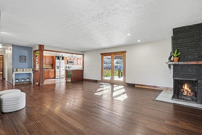 Building Photo - 10695 Lockbourne Eastern Rd