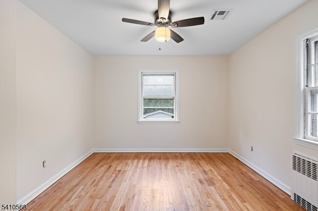 Building Photo - 133 Cleveland Ave