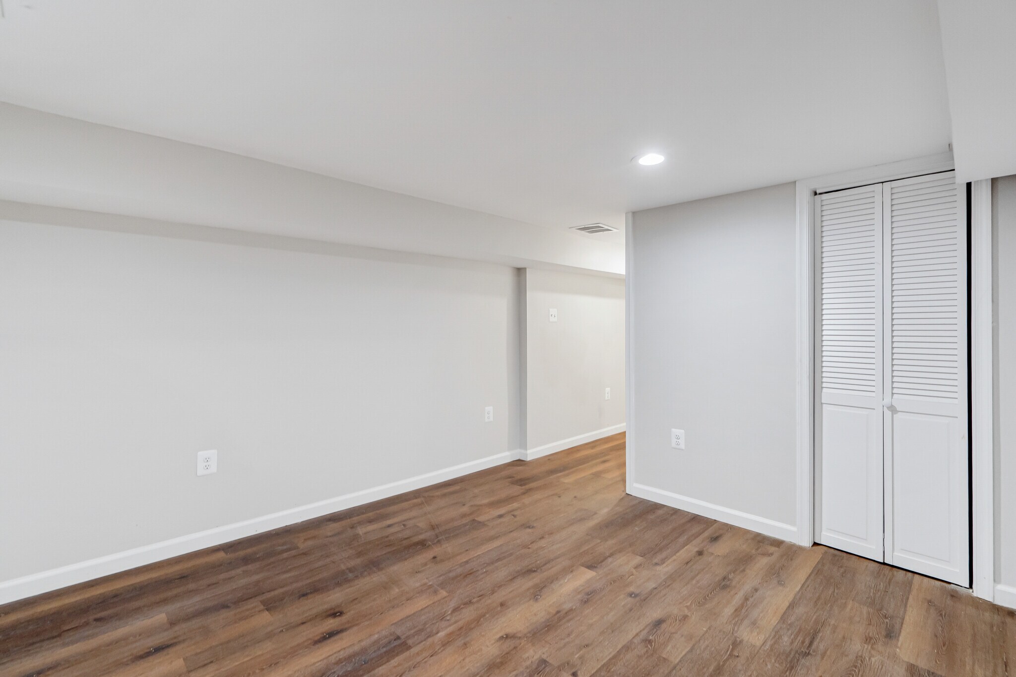 Building Photo - 1340 Pontiac Ave