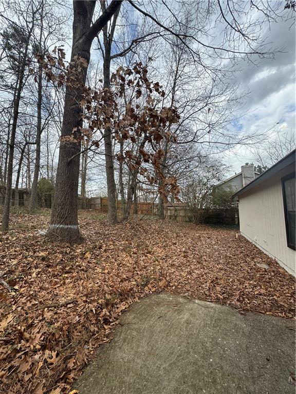 Building Photo - 3821 River Rd