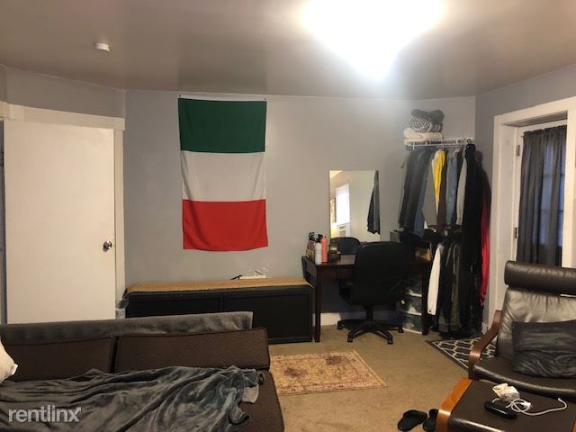 Building Photo - 5 br, 3 bath House - 3325 Ward St