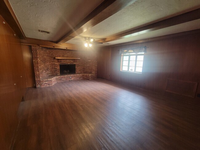 Building Photo - 4209 NW 17th St