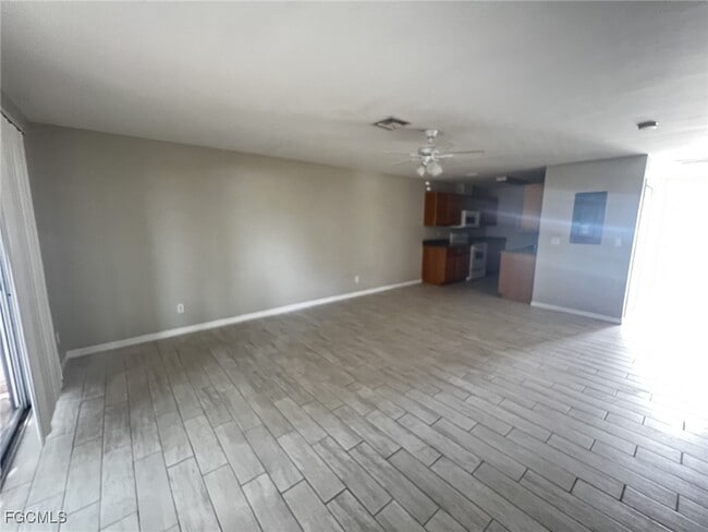 Building Photo - 1019 SE 11th St