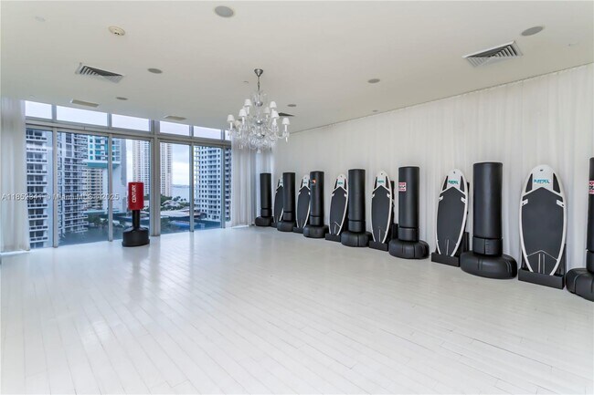 Building Photo - 465 Brickell Ave