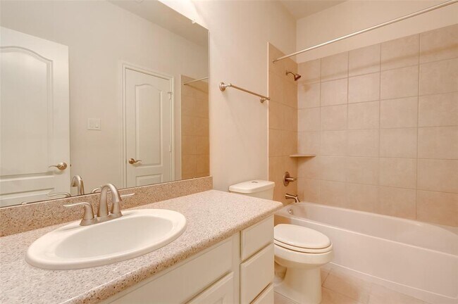 Building Photo - 10307 Latta Creek Dr