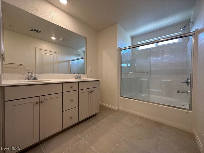 Building Photo - 3620 Bitonto Ln