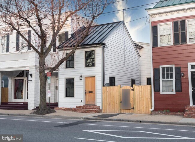 Building Photo - 309 N Patrick St