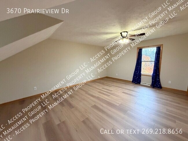 Building Photo - 3670 Prairieview Dr