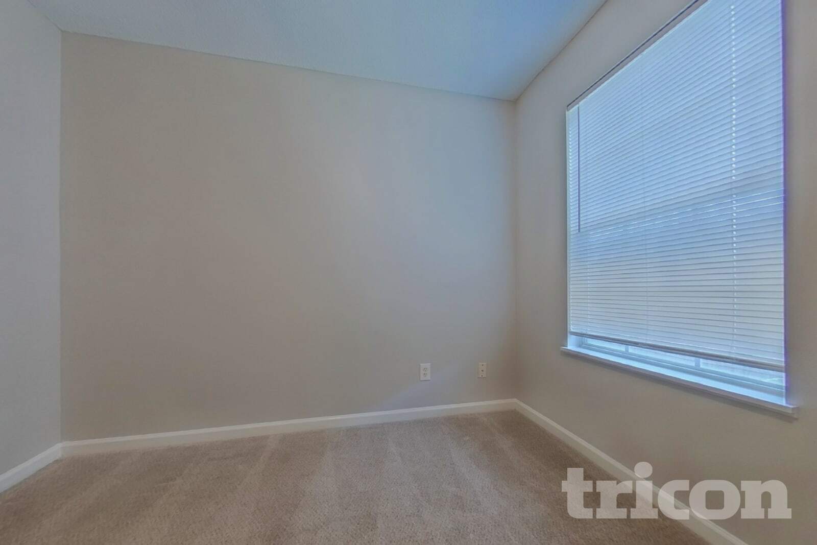Building Photo - 945 Schofield Ln