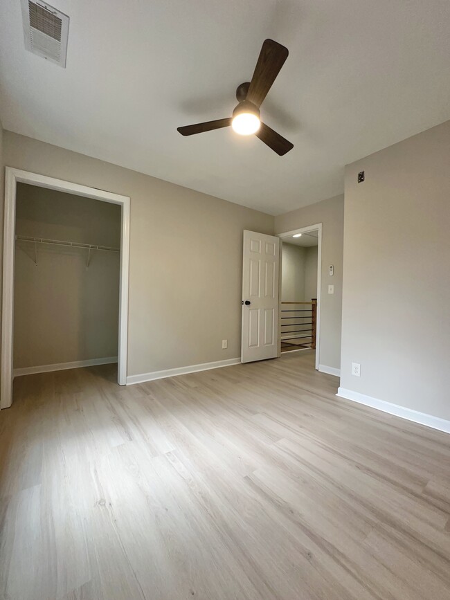 Upper Level Bedroom - 2845 Worth Dr