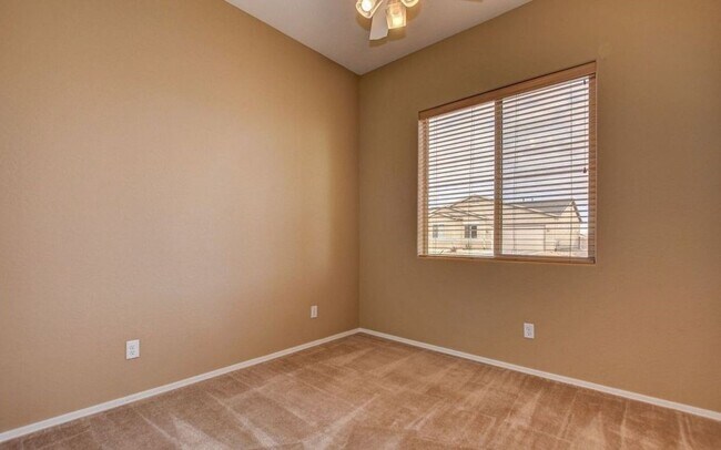 Building Photo - BEAUTIFUL GRANVILLE HOME!