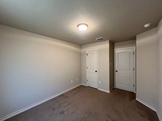 Building Photo - 13903 Annas Way #102, San Antonio, TX. 78233