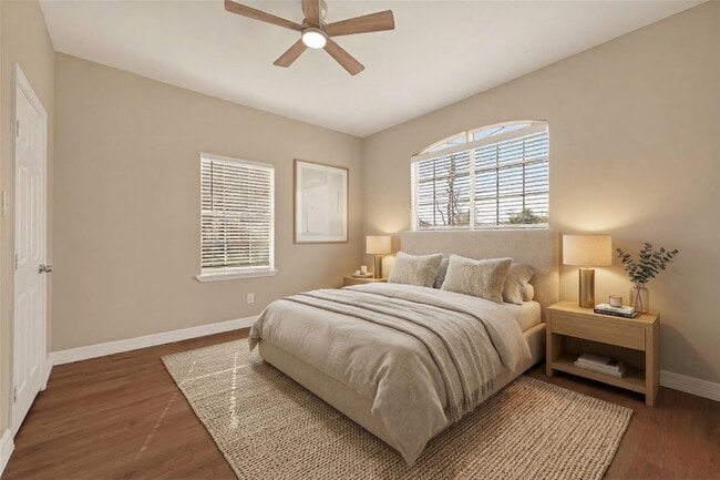 Building Photo - 7927 Brays St