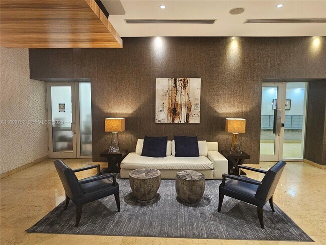 Building Photo - 60 SW 13th St