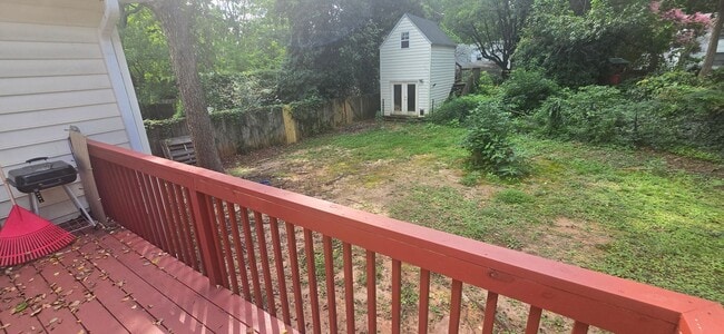 Building Photo - 2322 Walker Ave