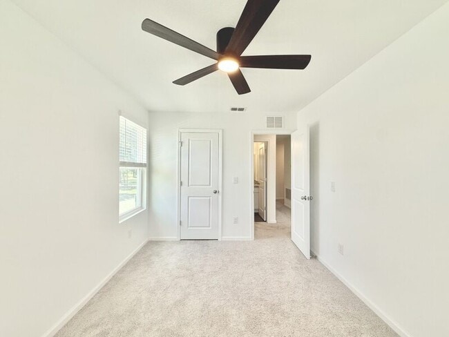 Building Photo - 38057 Elby Ln