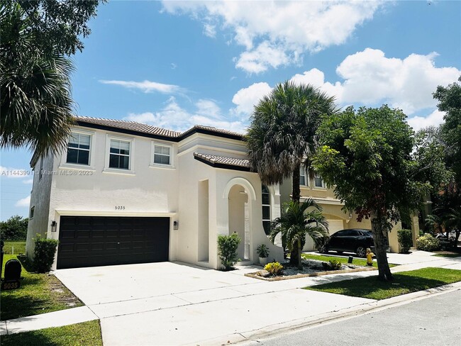 4 BEDROOM - 5035 SW 155th Ave