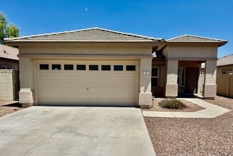 Building Photo - 4 Bedroom/2 Bath Single Level Home In Avondale! Golf Course Lot