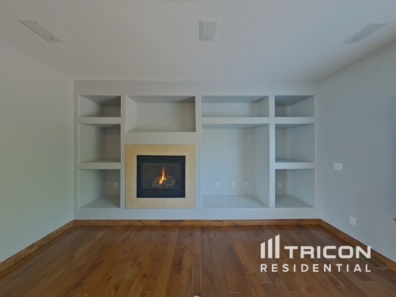 Building Photo - 4329 Centerville Dr